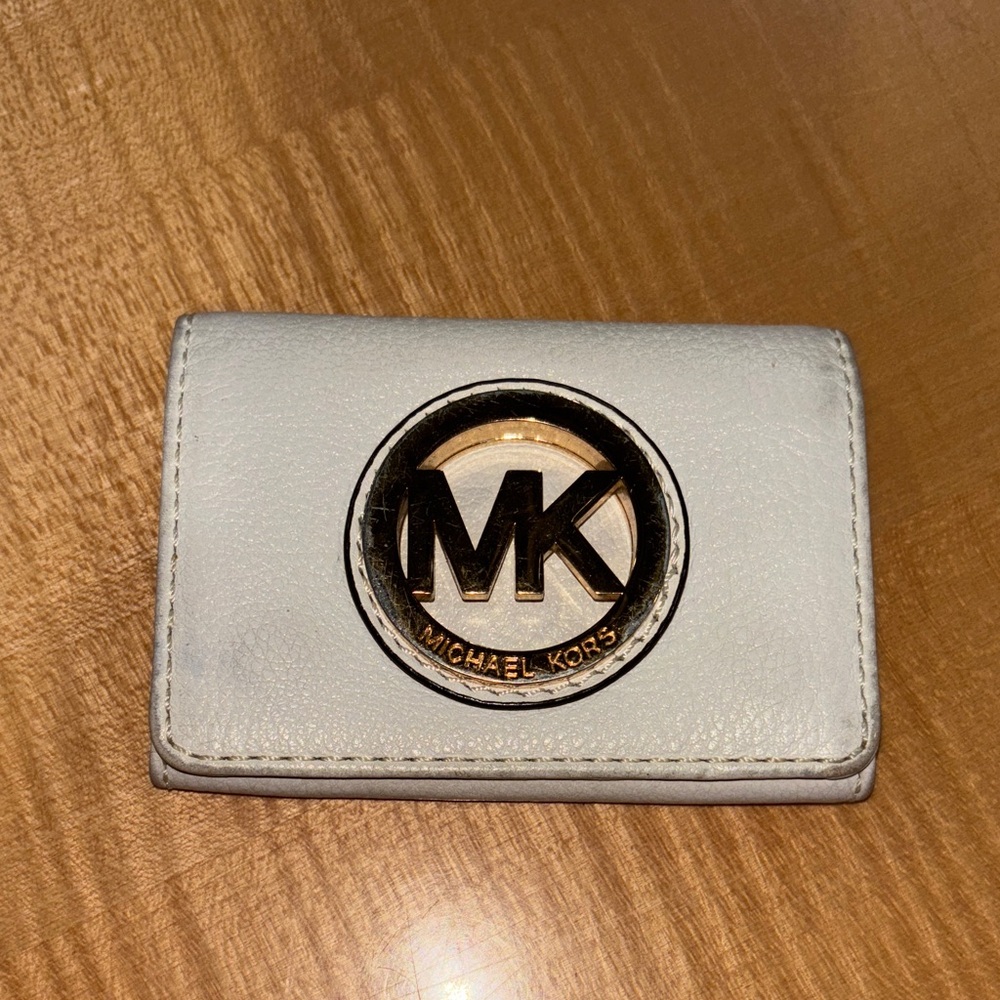 Michael Kors Cream Card Holder with Gold Logo
